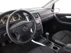 Mercedes-Benz B