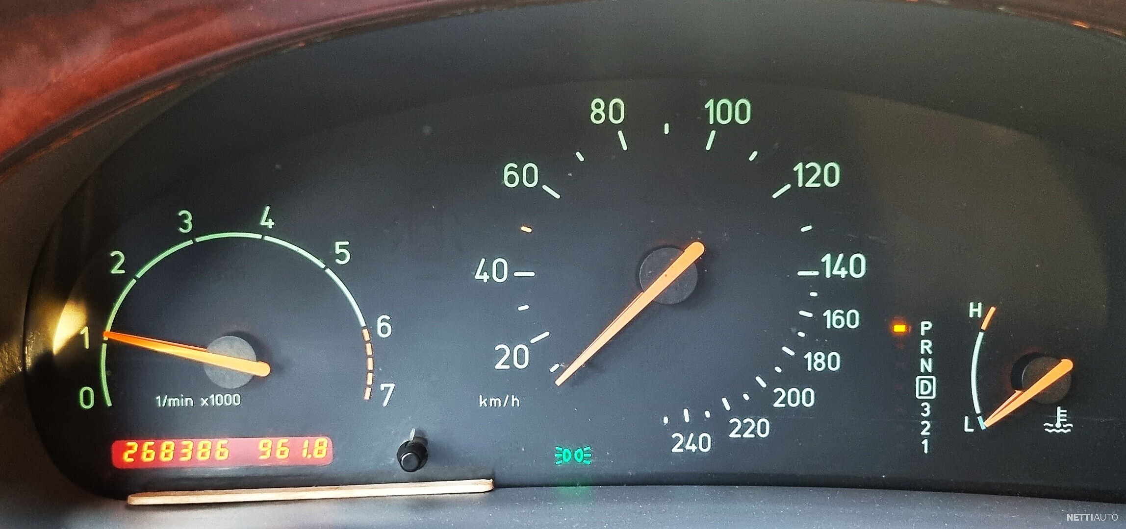 9 / 19