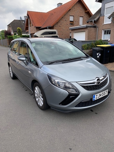 Opel Zafira Tourer