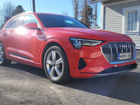 Audi e-tron