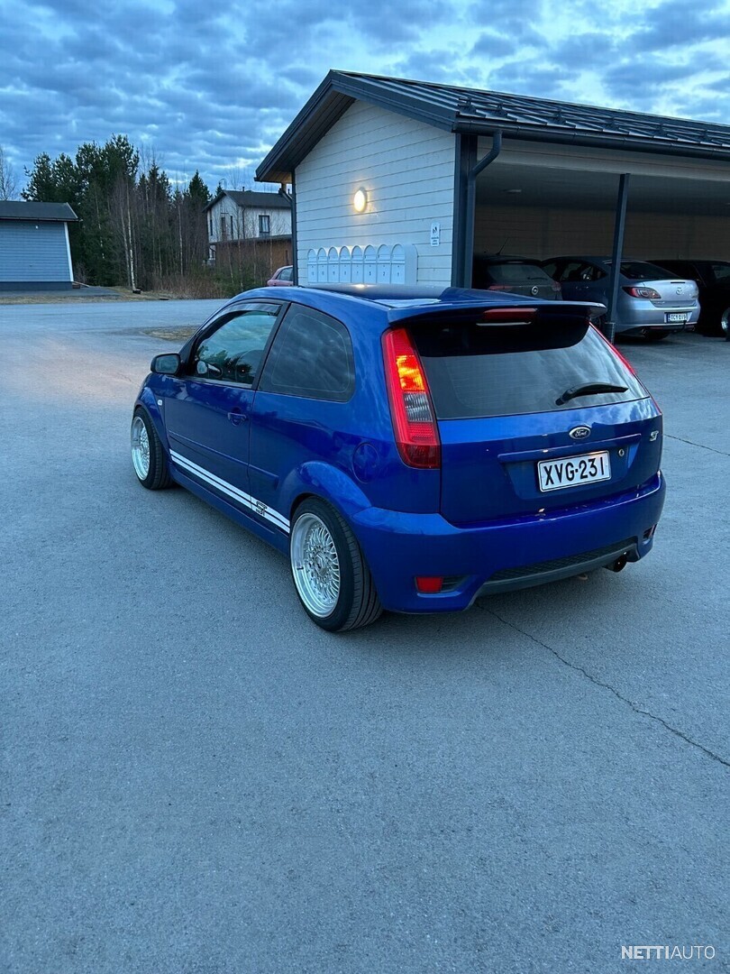 2 / 13