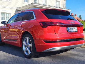 Audi e-tron