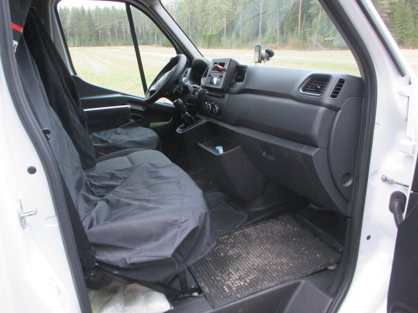 Renault Master dCi 135 L1H1 8m3 2021, kuva 3/13