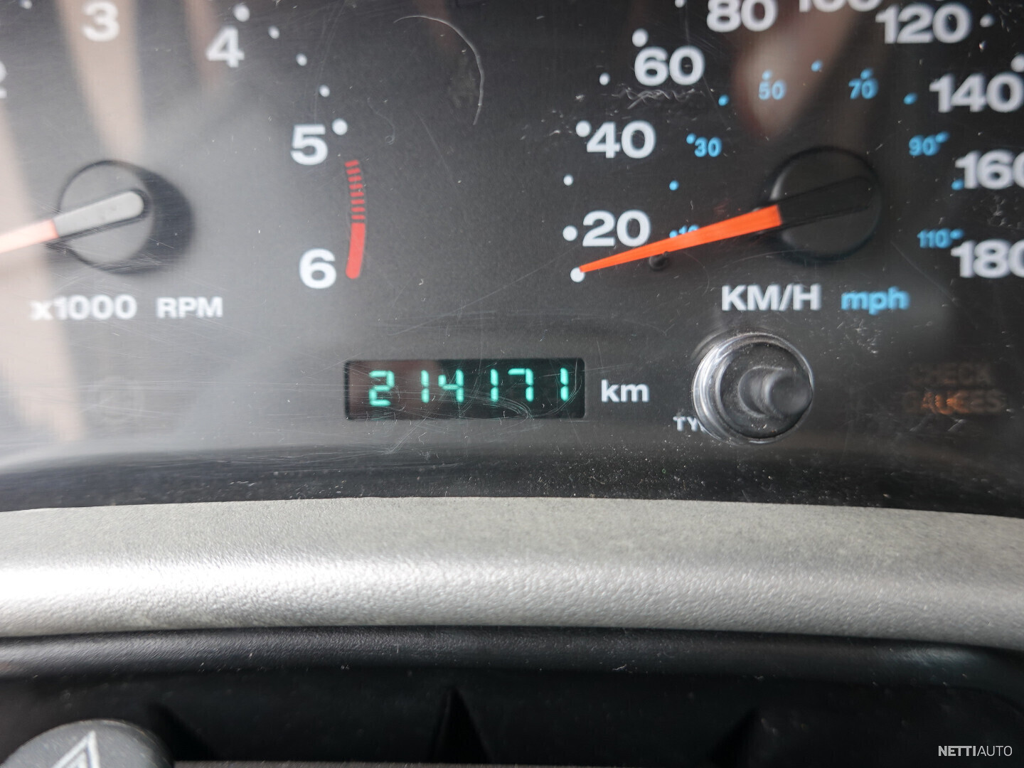 34 / 44