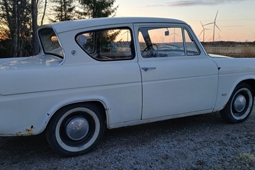 Ford Anglia