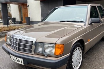 Mercedes-Benz 190