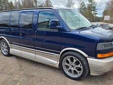 GMC Savana
