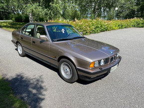 BMW 525