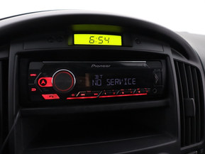 Hyundai H1 Van