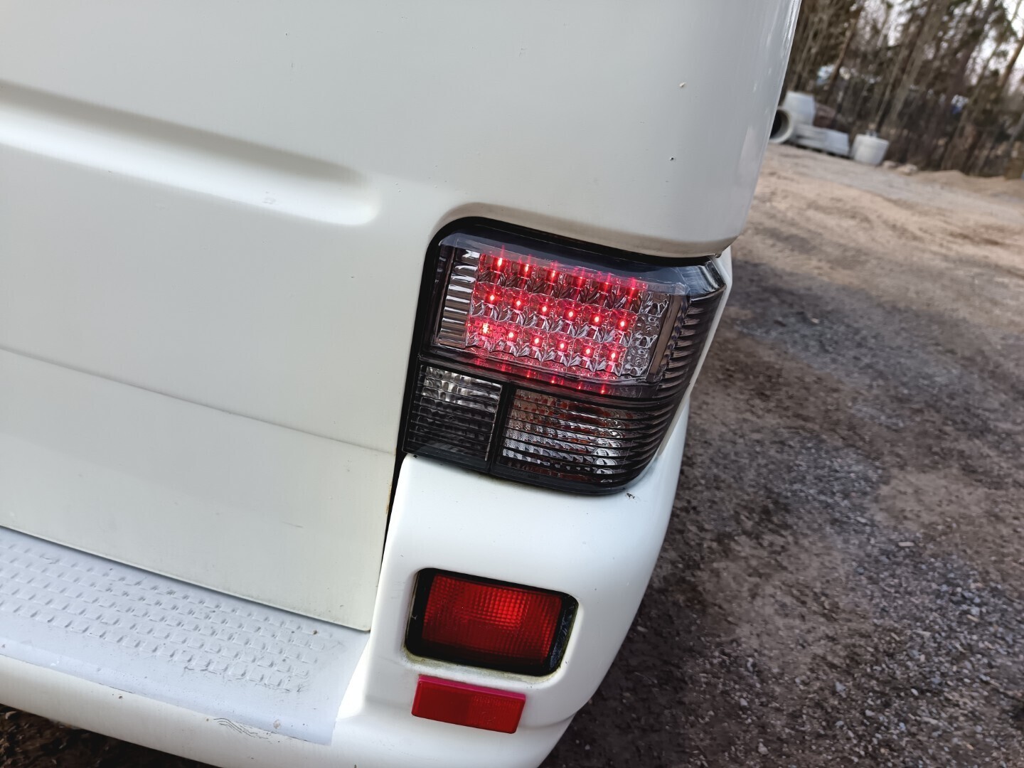 Volkswagen Transporter 1+8 bussi 1999, kuva 4/8