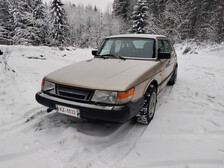 Saab 900