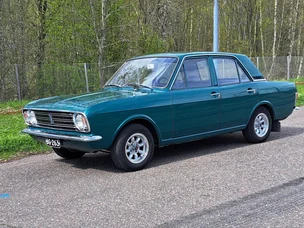 Ford Cortina