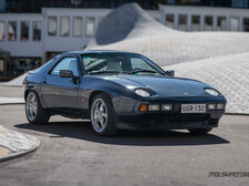 Porsche 928
