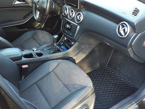 Mercedes-Benz A