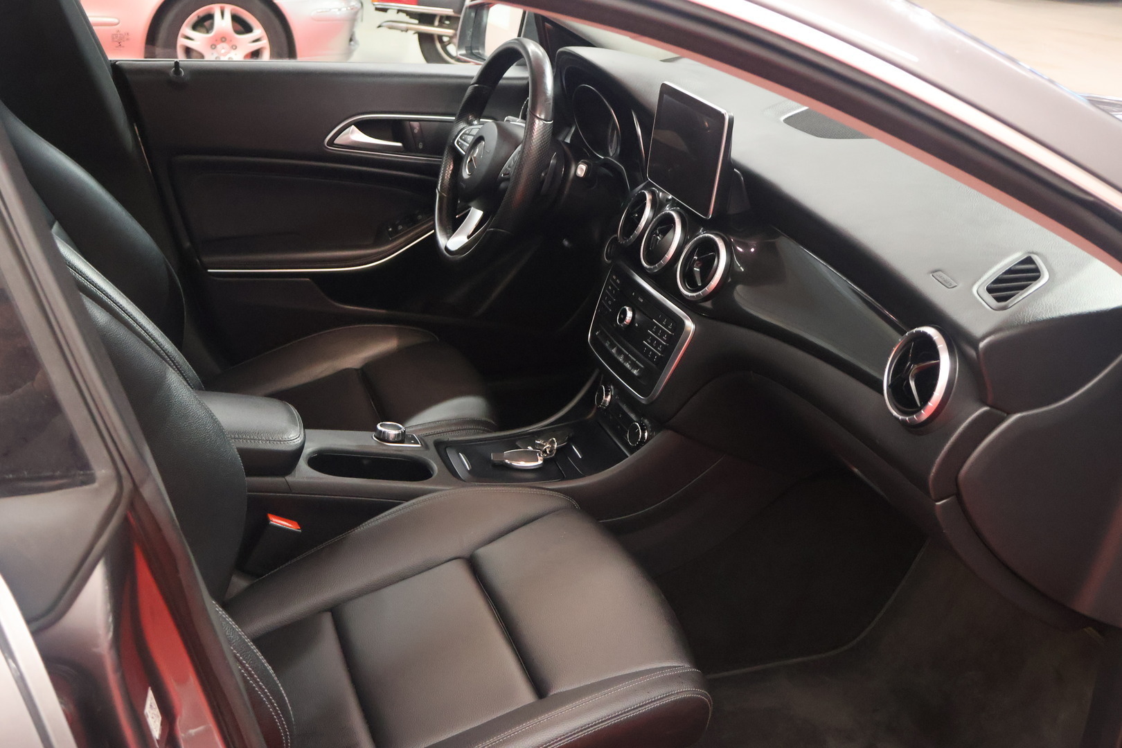 Mercedes-Benz CLA 200 CDI A 2015, kuva 6/15