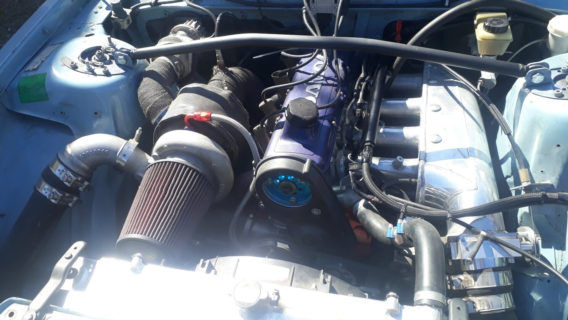 Volvo 242 1983, kuva 3/4