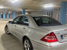 Mercedes-Benz C 180