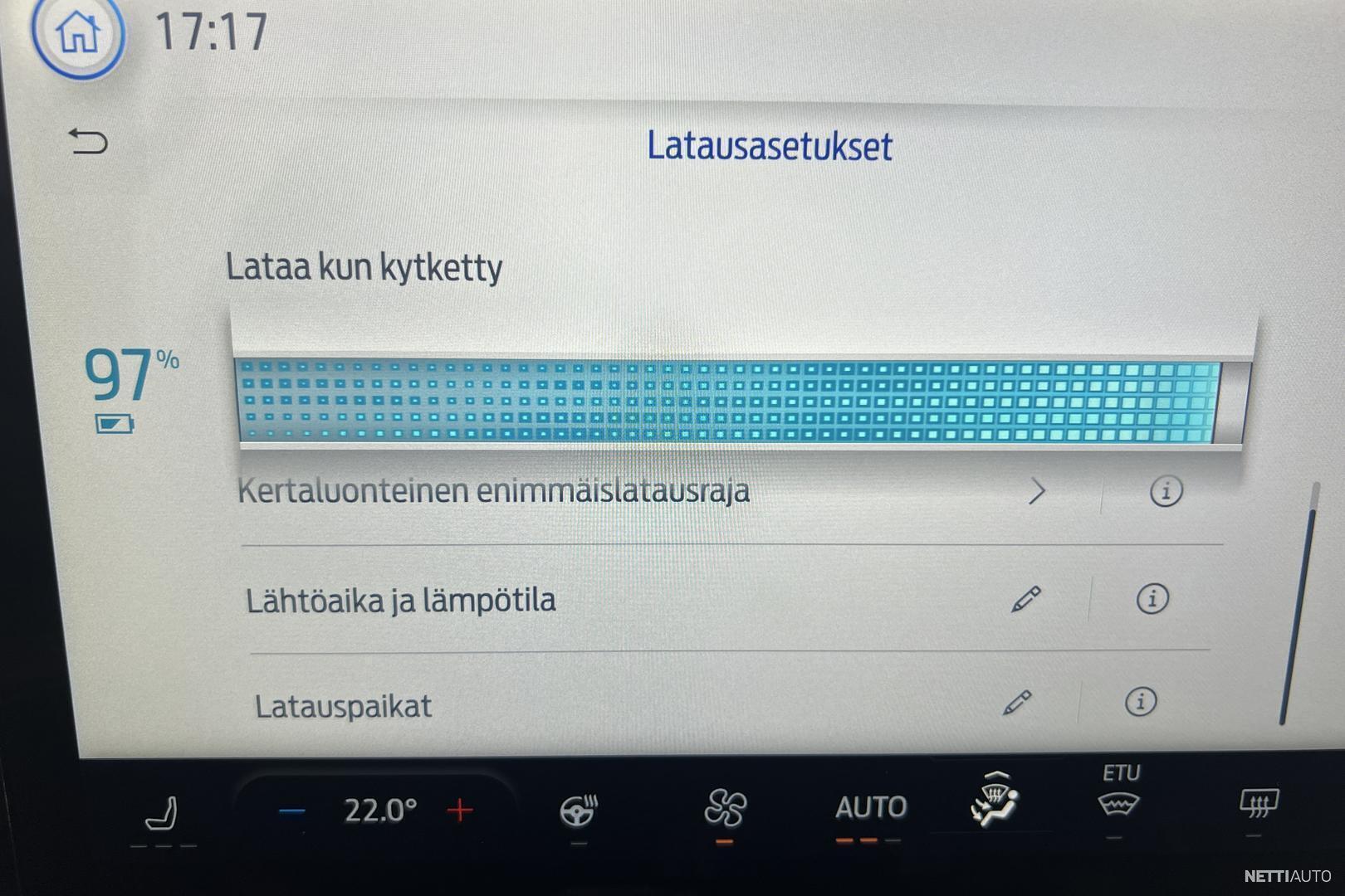 27 / 30