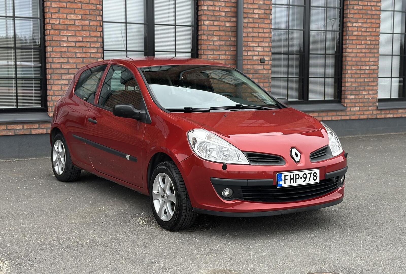 Renault Clio 1.2 16V 2006, kuva 3/10
