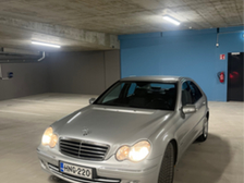 Mercedes-Benz C 180