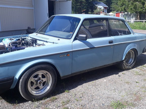 Volvo 242