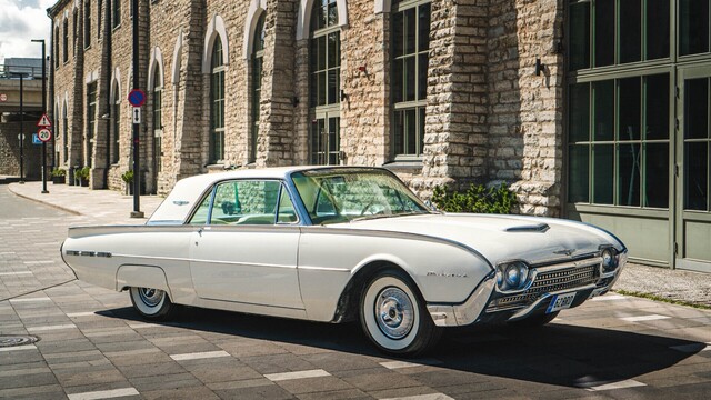 Ford Thunderbird