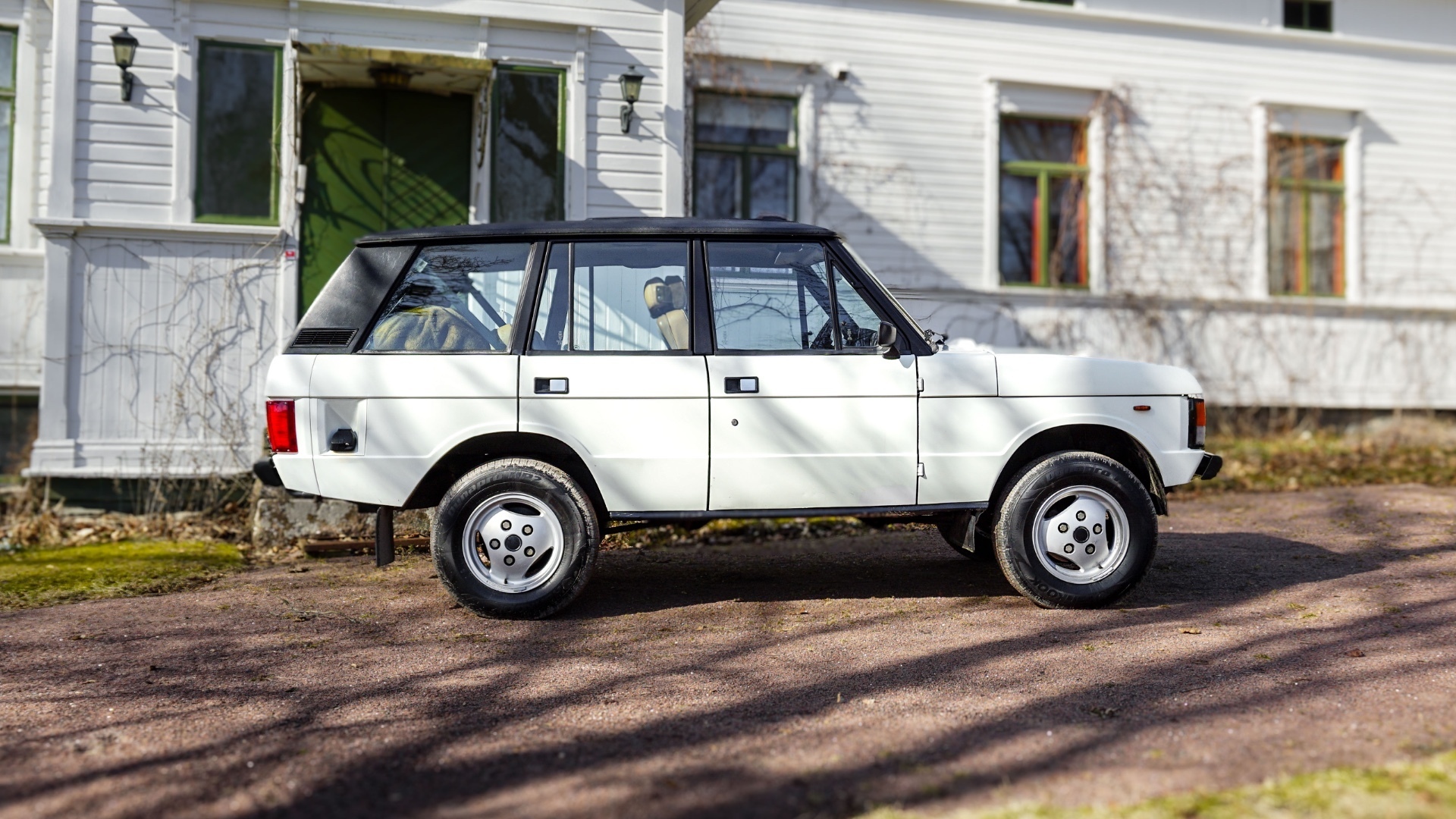 Land Rover Range Rover 4-ovinen manuaali 1982, kuva 2/48