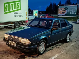 Alfa Romeo 75