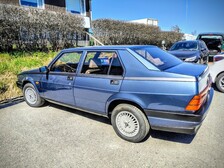 Alfa Romeo 75