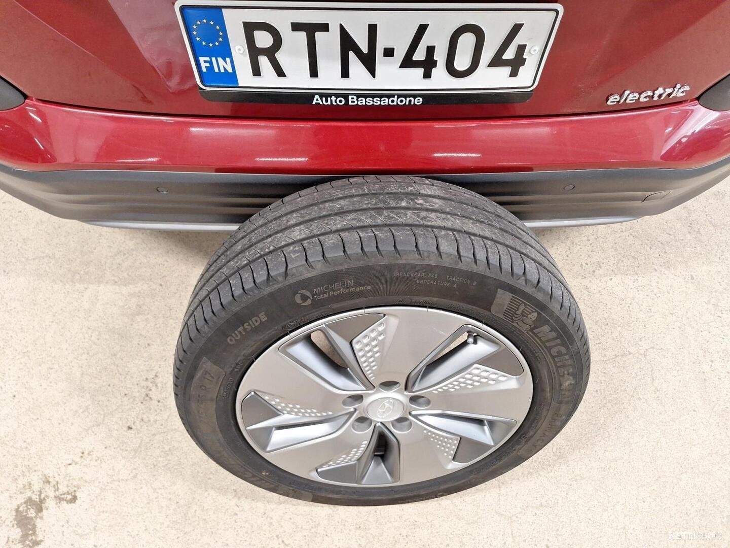 16 / 34
