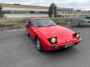 Porsche 924