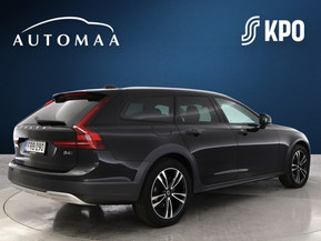 Volvo V90 Cross Country
