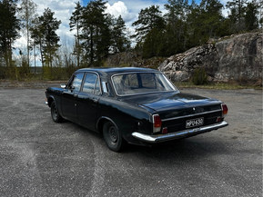 Volga GAZ-24