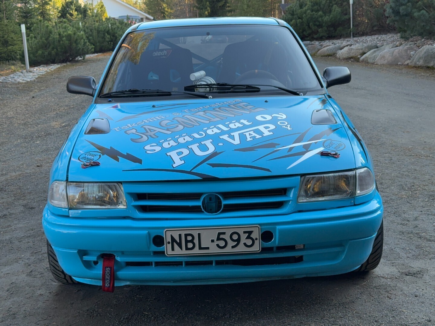 Opel Astra 2.0i-16 GSi 3d 1992, kuva 2/18