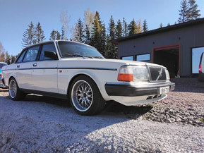 Volvo 240