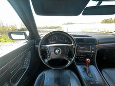 BMW 740