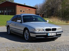 BMW 740