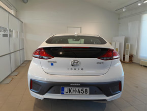 Hyundai Ioniq Plug-In