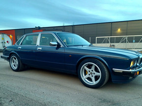 Jaguar Sovereign