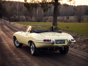 Jaguar E-type