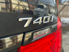 BMW 740
