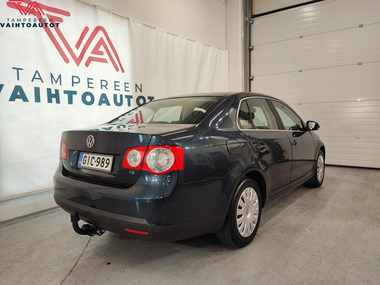 Volkswagen Jetta 2008, kuva 7/11