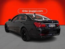 BMW 740