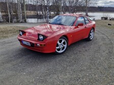 Porsche 944