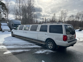 Lincoln Navigator
