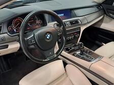 BMW 740