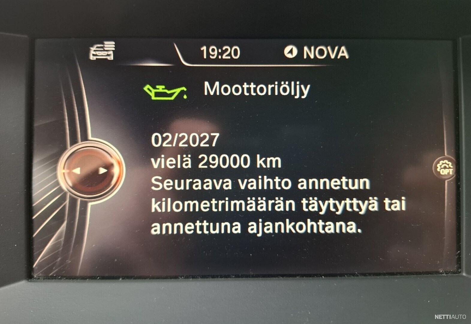 19 / 26
