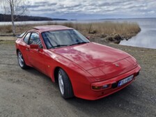Porsche 944