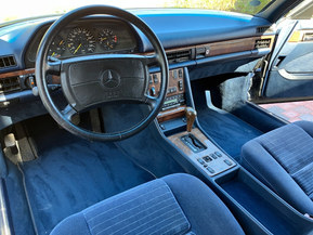 Mercedes-Benz 560