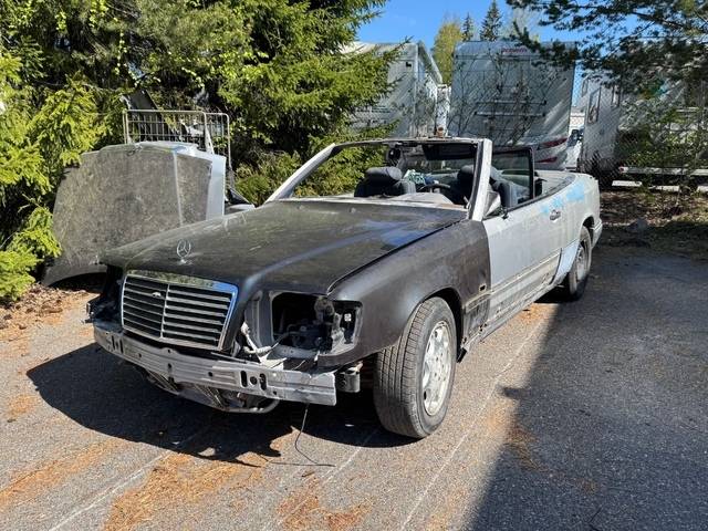 Mercedes-Benz E